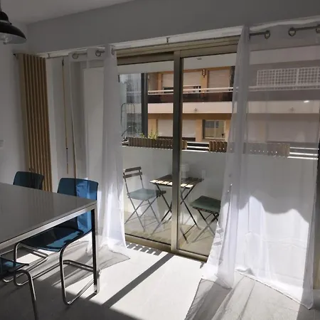 Daire 1er - Chic One-bedroom With Parking - Stayinantibes Antibes