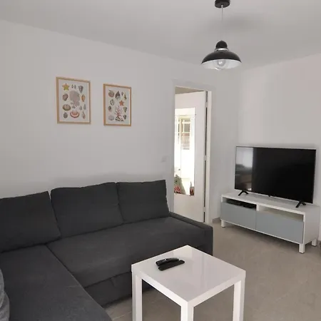 1er - Chic One-bedroom With Parking - Stayinantibes Daire