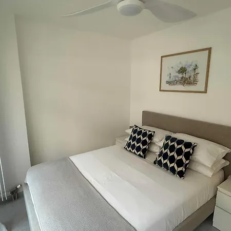 1er - Chic One-bedroom With Parking - Stayinantibes Διαμέρισμα Αντίμπ